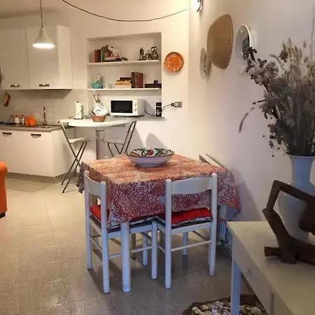 La Casa Di Nina Daire Solita